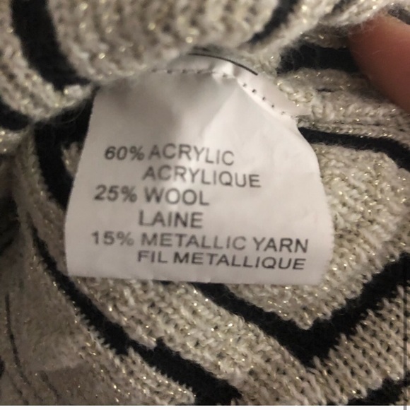 Metallic geometric design wool blend sweater - Picture 5 of 5